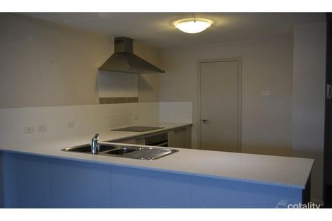 Property photo of 4/20 The Crescent Midland WA 6056
