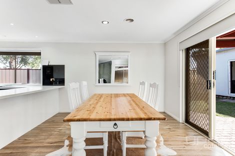 Property photo of 23 Aquila Grove Roxburgh Park VIC 3064