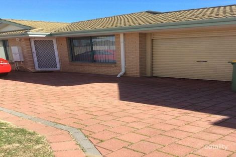 2/25 James St, Cannington, WA 6107