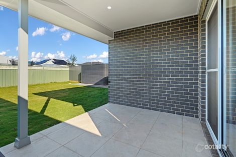 Property photo of 33 Violet Circuit Dubbo NSW 2830