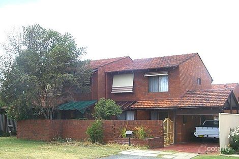 2/98 Clydesdale St, Como, WA 6152