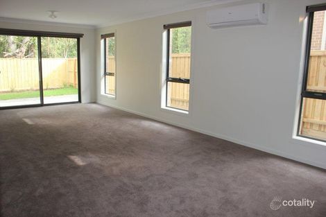 Property photo of 61 Spriggs Drive Croydon VIC 3136