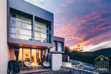 Property photo of 2/19 Brigden Crescent Theodore ACT 2905