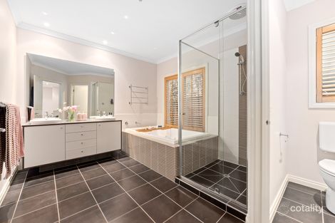 Property photo of 9 Bronte Way Taylors Hill VIC 3037
