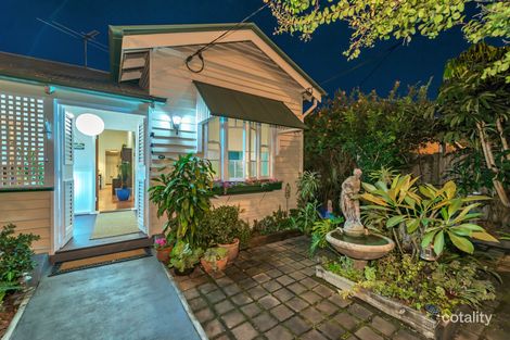 Property photo of 92 Jubilee Terrace Bardon QLD 4065