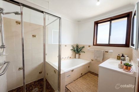 Property photo of 37 Kerwin Circle Hebersham NSW 2770