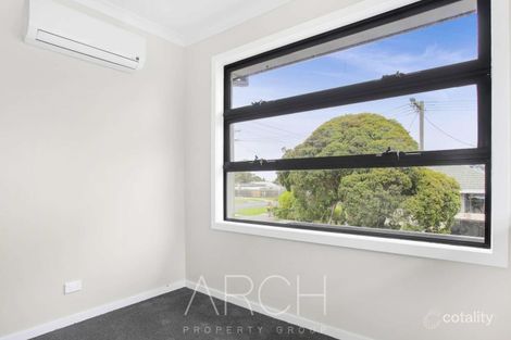 Property photo of 2A Alma Road Hampton Park VIC 3976