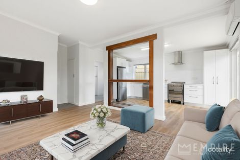 Property photo of 9 Pass Crescent Beaconsfield WA 6162