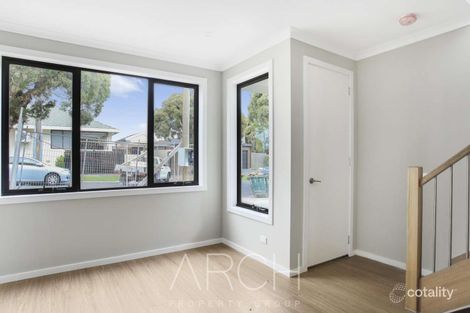 Property photo of 2A Alma Road Hampton Park VIC 3976