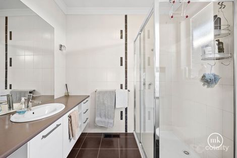 3 Almorah St, Doreen, VIC 3754