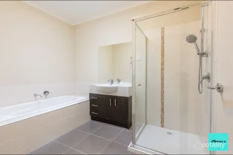 Property photo of 4 Cindia Crescent Tarneit VIC 3029