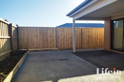 Property photo of 5 Runcorn Street Werribee VIC 3030