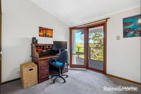 Property photo of 27 Gorge Road Bellevue Heights SA 5050