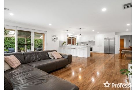 Property photo of 102 Nimblefoot Way Lilydale VIC 3140