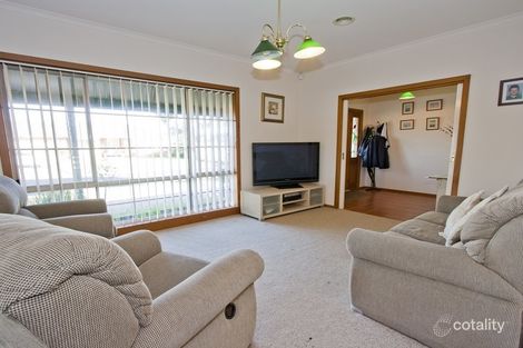 Property photo of 34 Danube Drive Werribee VIC 3030