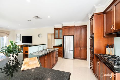 Property photo of 21 Diamond Drive Werribee VIC 3030