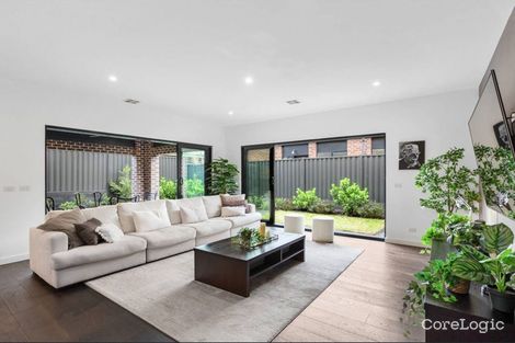 Property photo of 22 Monarma Walk Kealba VIC 3021