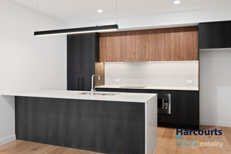 Property photo of 306/35 Lambert Road Indooroopilly QLD 4068