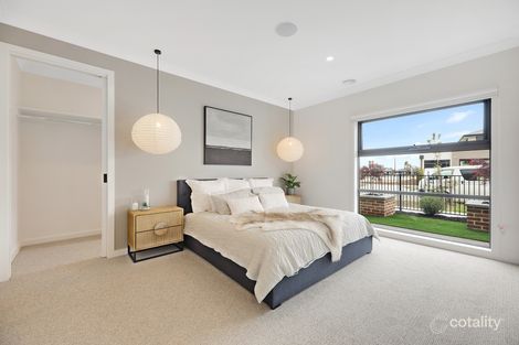 Property photo of 6 Karak Street Drouin VIC 3818