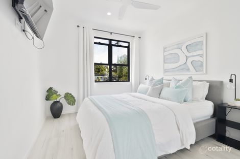 Property photo of 21 Deagon Drive Runaway Bay QLD 4216