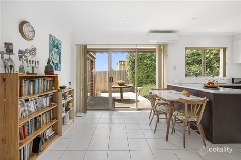 Property photo of 2/34 Donvale Drive Leopold VIC 3224