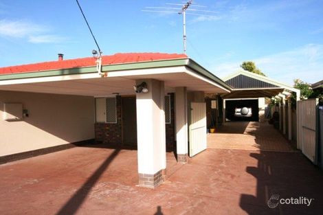 Property photo of 15 Dolphin Road Safety Bay WA 6169