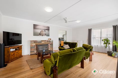 Property photo of 40 Hickory Crescent Frankston North VIC 3200