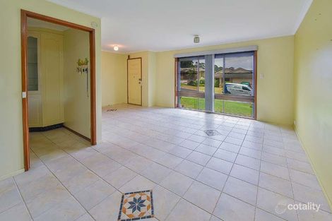 Property photo of 3 Squeers Place Ambarvale NSW 2560