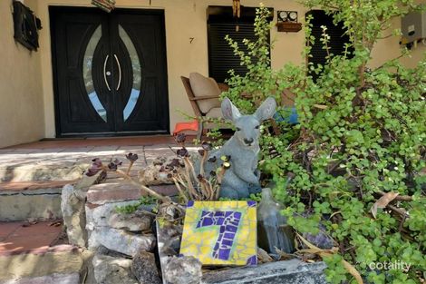 7 Whitfield Dr, Two Rocks, WA 6037