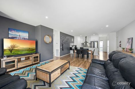 Property photo of 15 Silvergrass Court Croydon VIC 3136