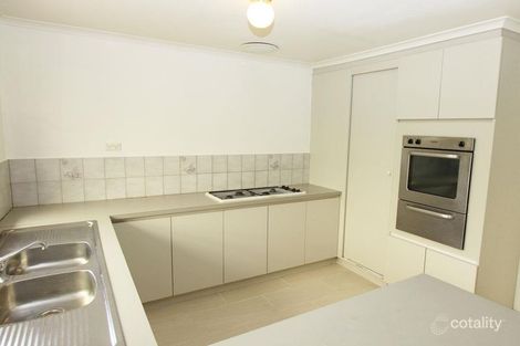 Property photo of 10 Hampton Court Hoppers Crossing VIC 3029