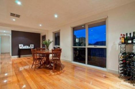 Property photo of 9 Giles Court Frankston South VIC 3199