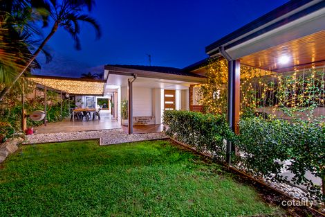 Property photo of 17 Scoter Avenue Paradise Point QLD 4216