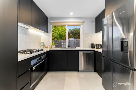Property photo of 19 Shearer Close Hoppers Crossing VIC 3029