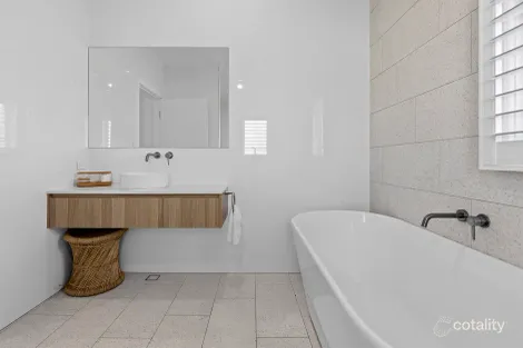 Property photo of 70 North Road Brighton QLD 4017