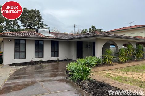 Property photo of 35 Okehampton Road Warnbro WA 6169