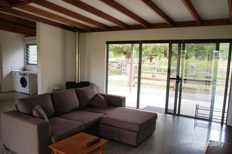 Property photo of 4563 Pacific Highway Rossglen NSW 2439