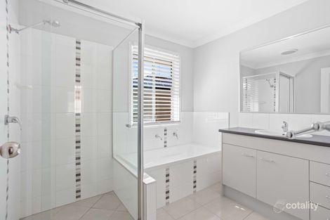 Property photo of 24 Copper Parade Pimpama QLD 4209