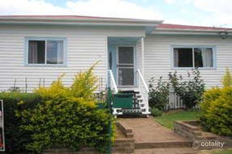 22 Bayley St, Pittsworth, QLD 4356