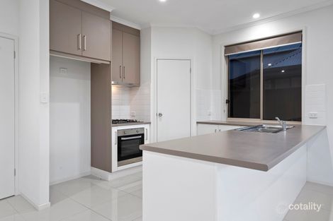 Property photo of 16 Roxburgh Crescent Blakeview SA 5114