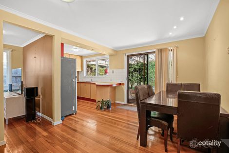 Property photo of 17 Rolland Court Endeavour Hills VIC 3802