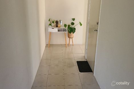 Property photo of 34 Coffs Bend Secret Harbour WA 6173