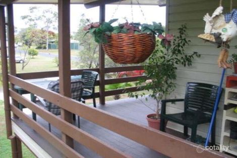 Property photo of 29 Middle Crescent Dysart QLD 4745