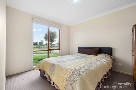 Property photo of 11 Cutleaf Crescent Tarneit VIC 3029