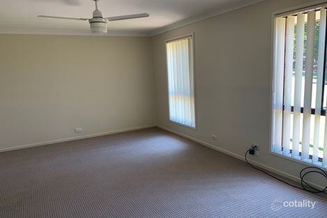 Property photo of 8 Cannington Place Helensvale QLD 4212