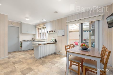 Property photo of 4 Marcia Court Glen Waverley VIC 3150