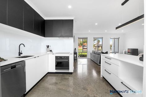 Property photo of 15 Carnegie Way Padbury WA 6025