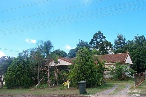 14 Charles St, West Gladstone, QLD 4680