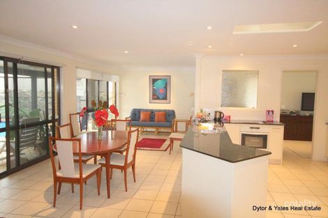Property photo of 14 Oriana Drive Mermaid Waters QLD 4218