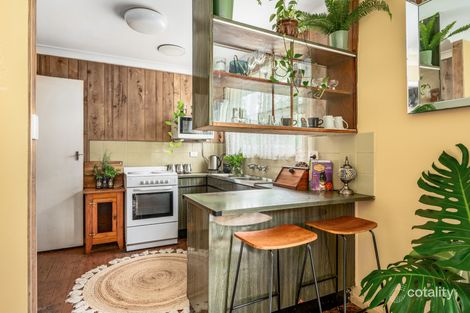 Property photo of 4 Craster Close Rankin Park NSW 2287